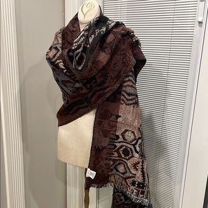 Wilfred Brown and Black Patterned Scarf